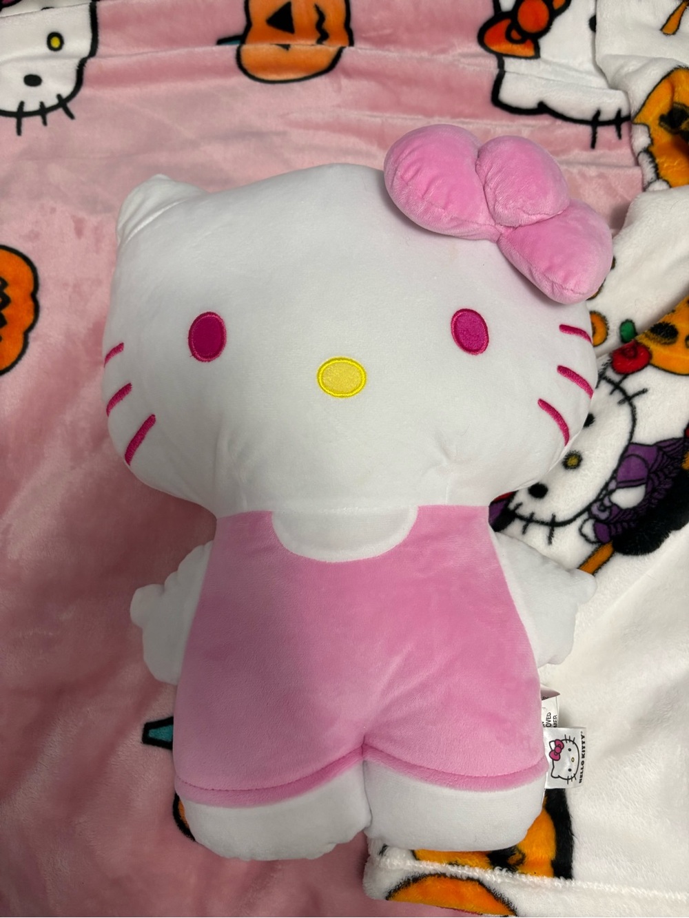 Hello kitty pillow